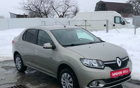 Renault Logan II, 2017 год, 1 075 000 рублей, 3 фотография