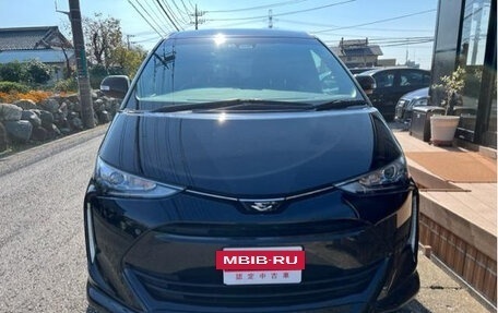 Toyota Estima III рестайлинг -2, 2019 год, 2 650 000 рублей, 2 фотография