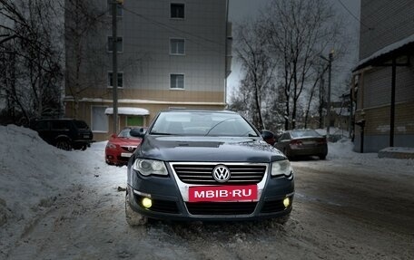 Volkswagen Passat B6, 2008 год, 730 000 рублей, 3 фотография