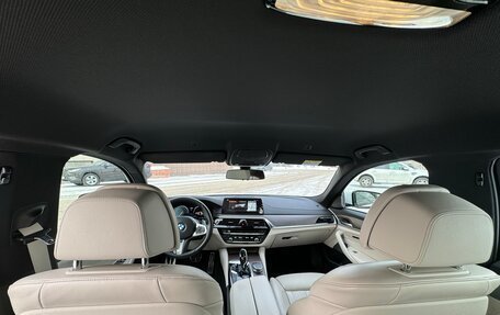 BMW 5 серия, 2018 год, 4 990 000 рублей, 13 фотография