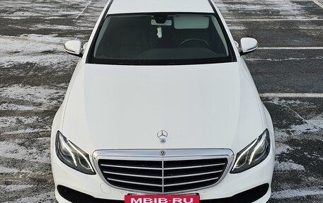 Mercedes-Benz E-Класс, 2017 год, 3 150 000 рублей, 3 фотография