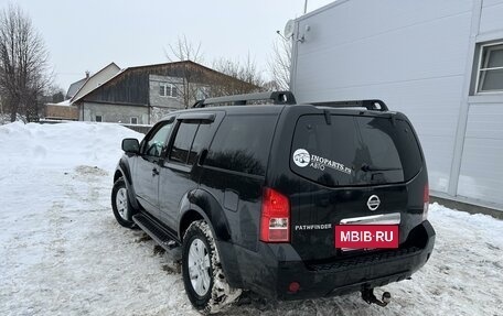 Nissan Pathfinder, 2011 год, 1 770 000 рублей, 3 фотография