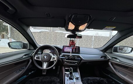 BMW 5 серия, 2021 год, 7 650 000 рублей, 12 фотография