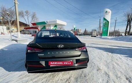 Hyundai Elantra, 2023 год, 2 120 000 рублей, 6 фотография