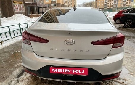 Hyundai Elantra VI рестайлинг, 2018 год, 2 300 000 рублей, 3 фотография
