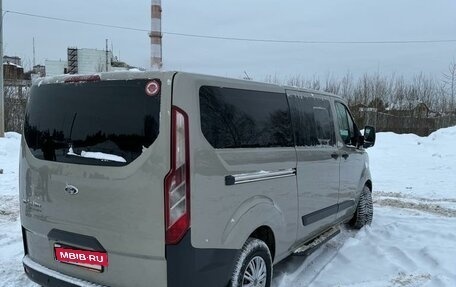 Ford Tourneo Custom I рестайлинг, 2013 год, 1 690 000 рублей, 5 фотография