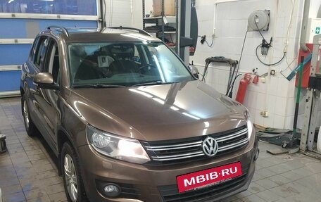Volkswagen Tiguan I, 2014 год, 1 451 000 рублей, 2 фотография