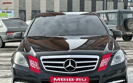 Mercedes-Benz E-Класс, 2011 год, 1 500 000 рублей, 4 фотография