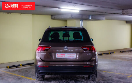 Volkswagen Tiguan II, 2017 год, 2 448 000 рублей, 4 фотография
