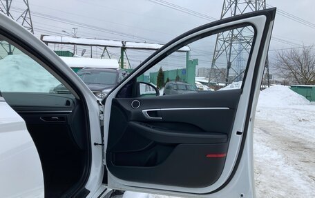 Hyundai Sonata VIII, 2019 год, 2 360 000 рублей, 10 фотография