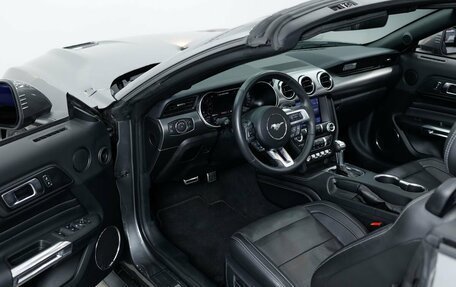 Ford Mustang VI рестайлинг, 2022 год, 5 490 000 рублей, 7 фотография