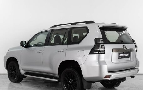 Toyota Land Cruiser Prado 150 рестайлинг 2, 2022 год, 8 349 000 рублей, 2 фотография
