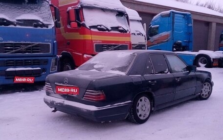 Mercedes-Benz W124, 1990 год, 430 000 рублей, 1 фотография