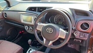 Toyota Vitz, 2012 год, 750 000 рублей, 15 фотография
