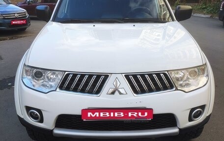 Mitsubishi Pajero Sport II рестайлинг, 2012 год, 1 690 000 рублей, 1 фотография