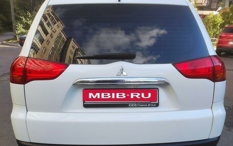 Mitsubishi Pajero Sport II рестайлинг, 2012 год, 1 690 000 рублей, 3 фотография