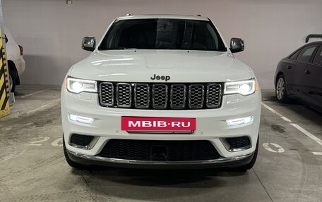 Jeep Grand Cherokee, 2019 год, 5 000 000 рублей, 2 фотография