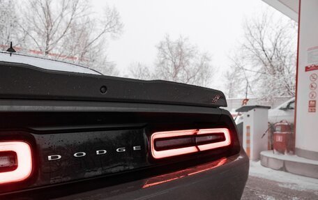 Dodge Challenger III рестайлинг 2, 2019 год, 4 499 999 рублей, 20 фотография