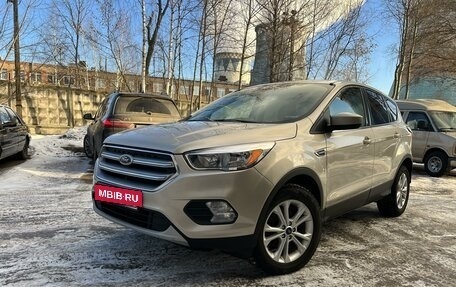 Ford Escape III, 2017 год, 1 550 000 рублей, 1 фотография
