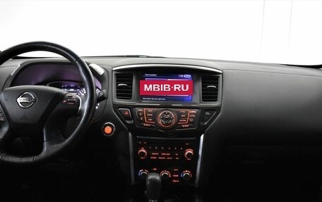 Nissan Pathfinder, 2015 год, 1 740 000 рублей, 5 фотография