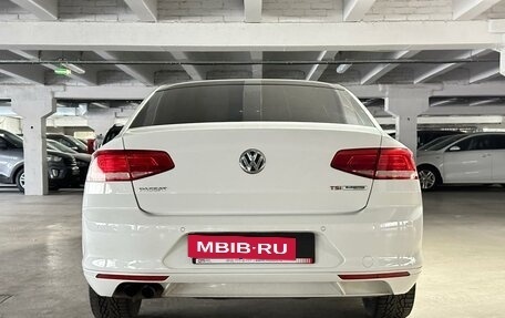 Volkswagen Passat B8 рестайлинг, 2016 год, 1 979 000 рублей, 5 фотография