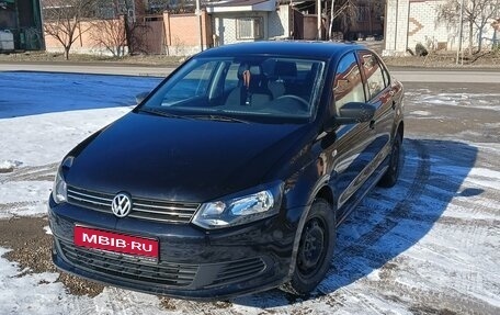 Volkswagen Polo VI (EU Market), 2013 год, 1 170 000 рублей, 1 фотография