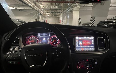Dodge Charger, 2019 год, 3 700 000 рублей, 19 фотография