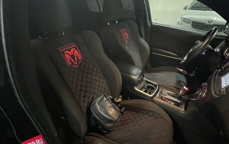 Dodge Charger, 2019 год, 3 700 000 рублей, 16 фотография