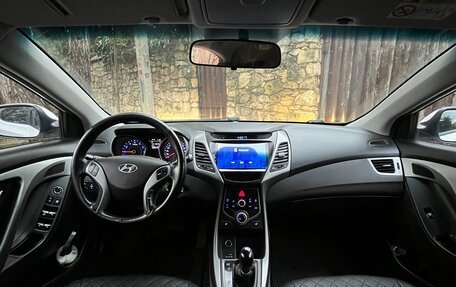 Hyundai Elantra V, 2015 год, 1 090 000 рублей, 6 фотография