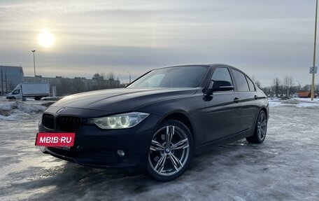 BMW 3 серия, 2013 год, 1 950 000 рублей, 2 фотография