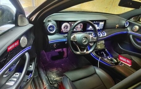 Mercedes-Benz E-Класс, 2017 год, 3 700 000 рублей, 5 фотография