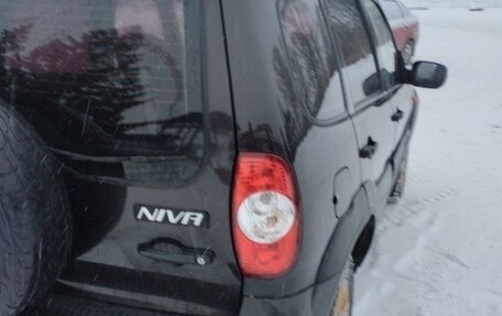 Chevrolet Niva I рестайлинг, 2010 год, 455 000 рублей, 17 фотография