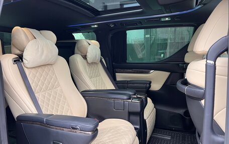 Toyota Alphard III, 2019 год, 6 000 000 рублей, 10 фотография