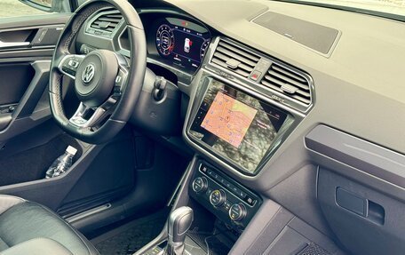 Volkswagen Tiguan II, 2018 год, 3 950 000 рублей, 9 фотография