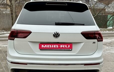 Volkswagen Tiguan II, 2018 год, 3 950 000 рублей, 7 фотография