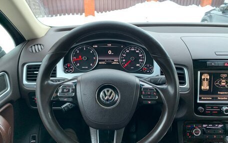 Volkswagen Touareg III, 2012 год, 1 990 000 рублей, 21 фотография