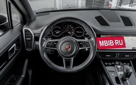 Porsche Cayenne III, 2021 год, 9 999 000 рублей, 16 фотография