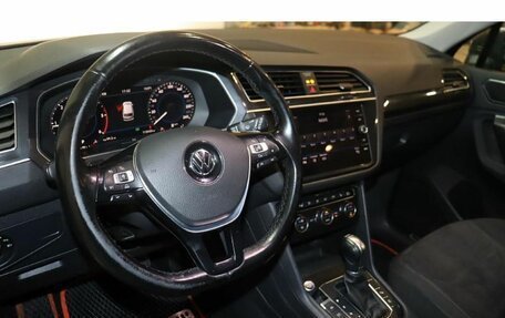 Volkswagen Tiguan II, 2017 год, 2 649 000 рублей, 8 фотография