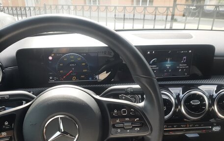 Mercedes-Benz A-Класс, 2019 год, 2 931 000 рублей, 10 фотография