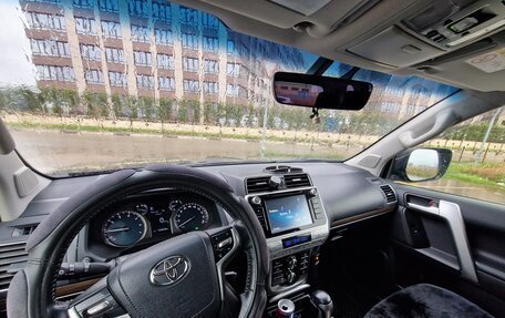 Toyota Land Cruiser Prado 150 рестайлинг 2, 2017 год, 5 295 000 рублей, 4 фотография