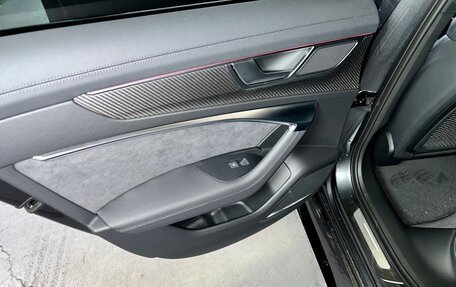 Audi RS 6, 2023 год, 17 355 000 рублей, 12 фотография