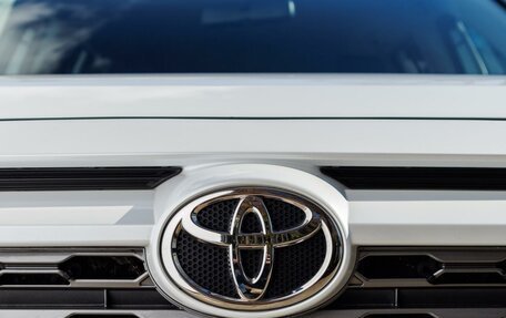 Toyota RAV4, 2020 год, 3 399 000 рублей, 6 фотография
