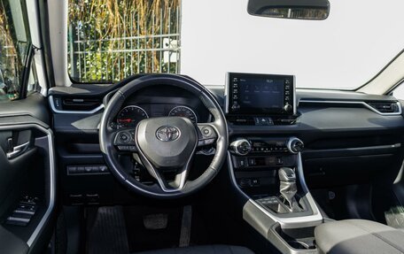 Toyota RAV4, 2020 год, 3 399 000 рублей, 18 фотография