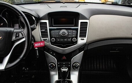 Chevrolet Cruze II, 2012 год, 989 000 рублей, 7 фотография
