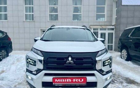 Mitsubishi Xpander, 2023 год, 3 299 000 рублей, 2 фотография