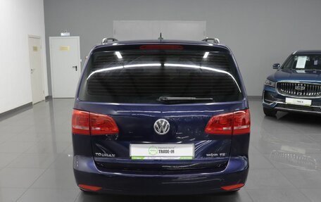 Volkswagen Touran III, 2011 год, 1 275 000 рублей, 4 фотография