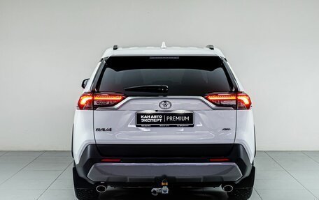 Toyota RAV4, 2021 год, 4 500 000 рублей, 5 фотография