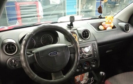 Ford Fiesta, 2005 год, 352 000 рублей, 5 фотография