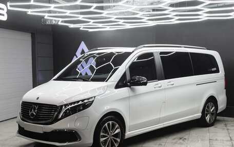 Mercedes-Benz EQV, 2022 год, 12 000 000 рублей, 2 фотография