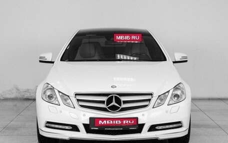 Mercedes-Benz E-Класс, 2011 год, 2 169 000 рублей, 3 фотография